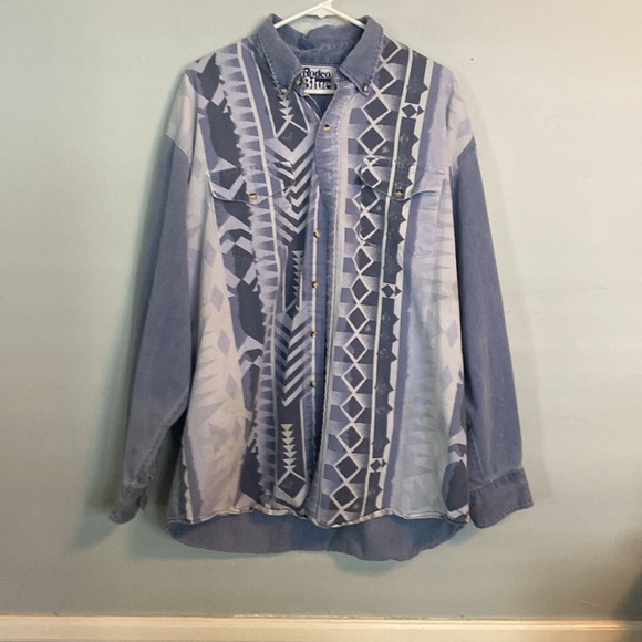 Vintage rodeo blue patterned denim button-down shirt, size large, two pockets - Picture 1 of 5